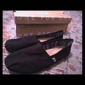 Brand New Toms Black Slip On Flats Shoes 8